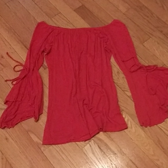 2B Together Blouse in True Red - Picture 3 of 4